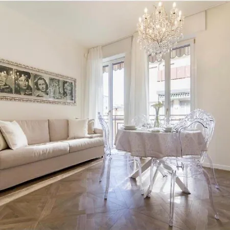 Madonna Montecchi Luxury In *