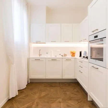 Apartment Madonna Montecchi Luxury In