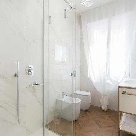 Madonna Montecchi Luxury In Apartment Verona